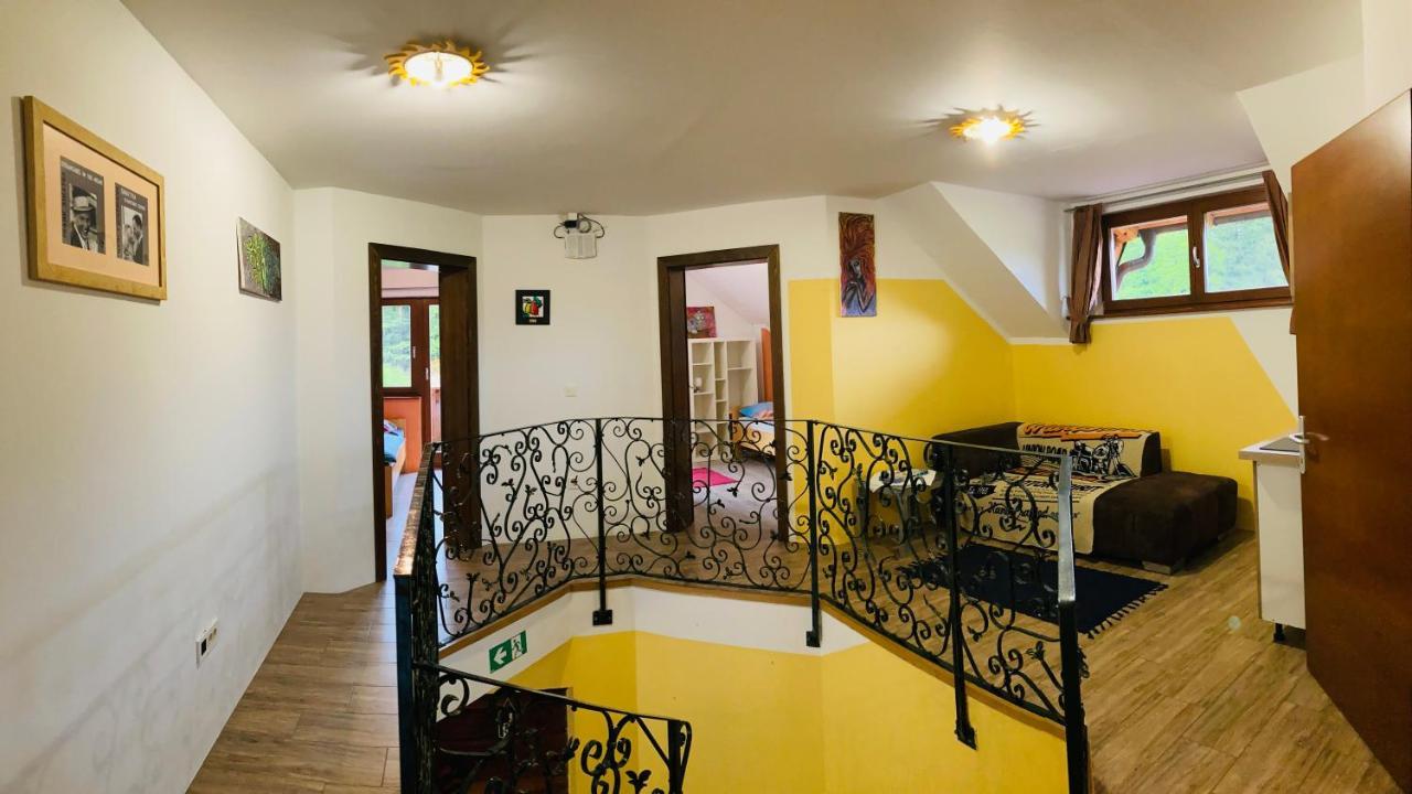 모지례 Family House 빌라 외부 사진